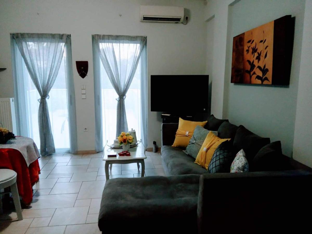 Apartamento Πέτρινο Στη Θάλασσα Nafpaktos Exterior foto