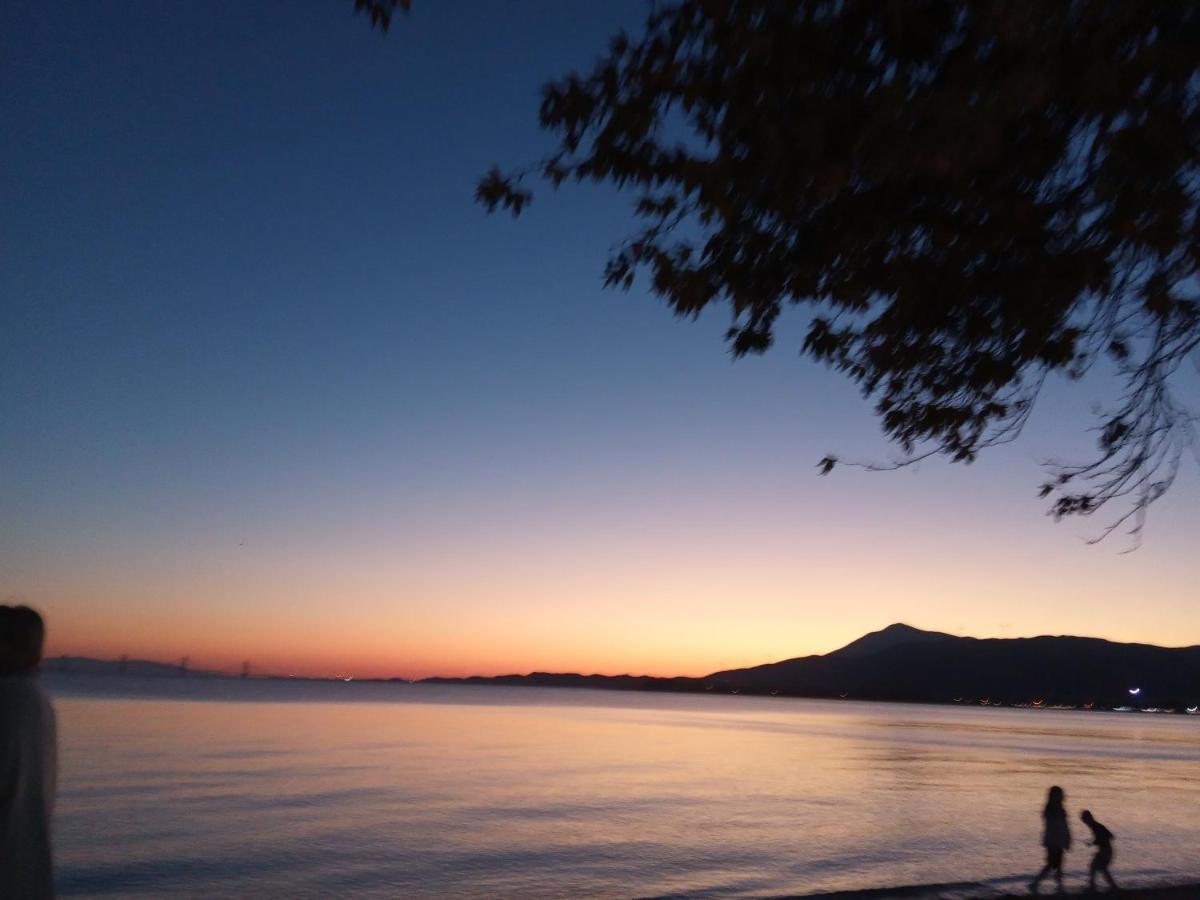 Apartamento Πέτρινο Στη Θάλασσα Nafpaktos Exterior foto