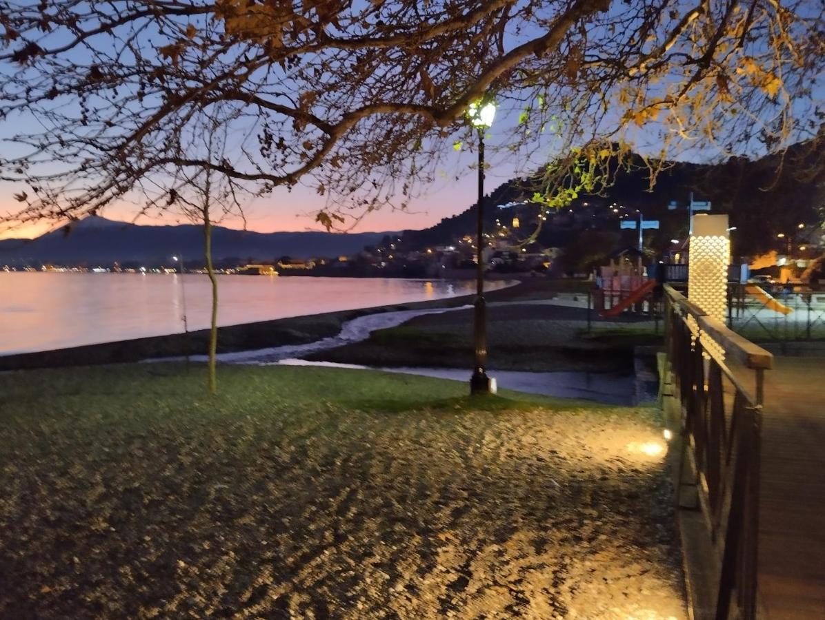 Apartamento Πέτρινο Στη Θάλασσα Nafpaktos Exterior foto